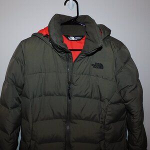The North Face womens winter puffer jacket - green with orange lining - Medium